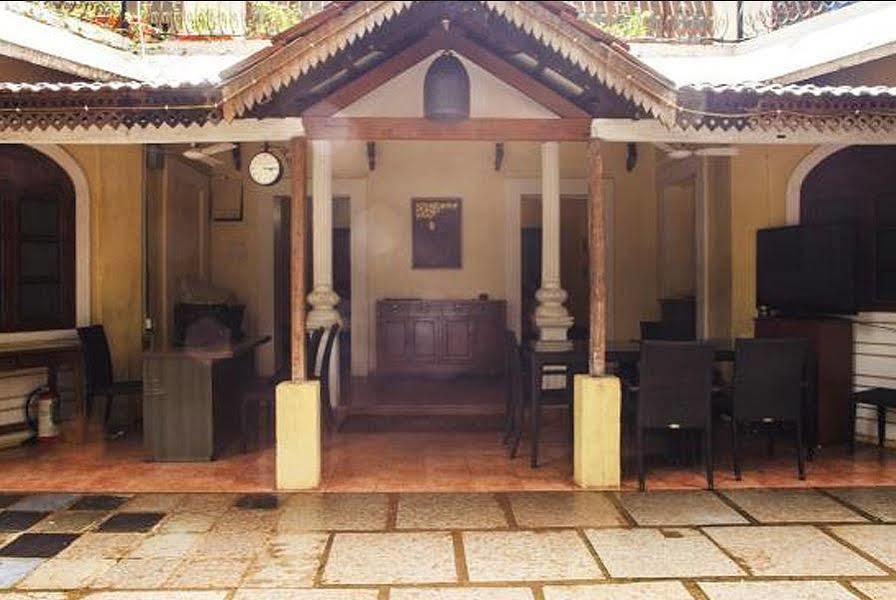โรงแรมบานยาน ทรี คอร์ทยาร์ด กาลังกูติ ภายนอก รูปภาพ